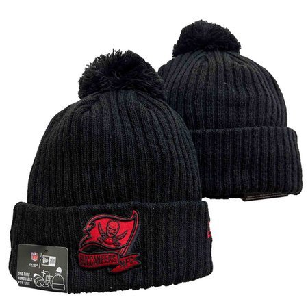 Tampa Bay Buccaneers Knit Hat