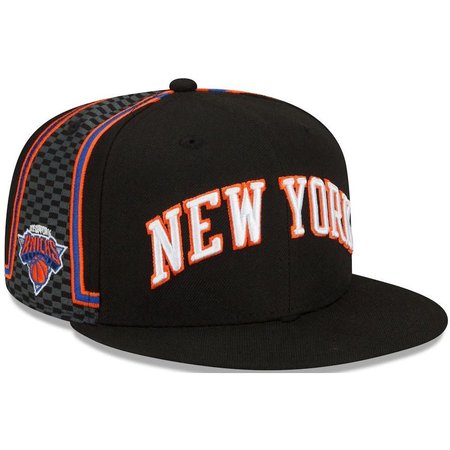 New York Knicks Snapback Hat